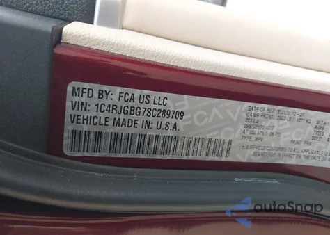 2025 Jeep Grand Cherokee Limited 4X2 z USA, uszkodzony, nr VIN 1C4RJGBG7SC289709